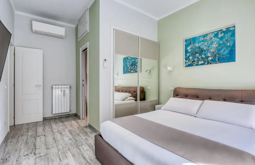 Re Di Roma Apartment-1